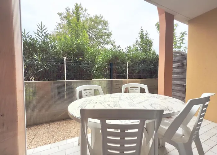 L'alhambra - A Pied Piscine